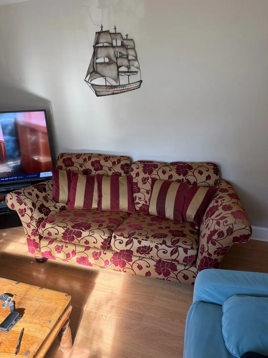 Couch Free - Image 2