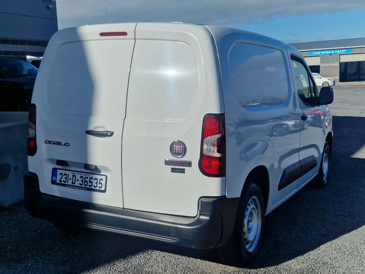 Fiat Doblo SWB 1.5 100HP 650KG 4DR - Image 3