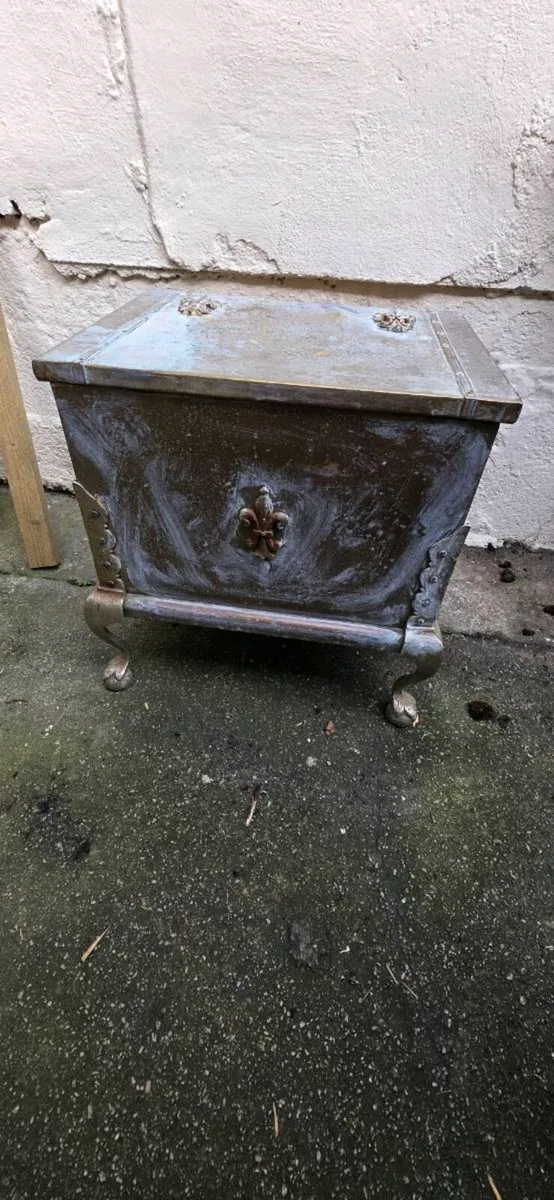 COAL. /  LOG. BOX - Image 2