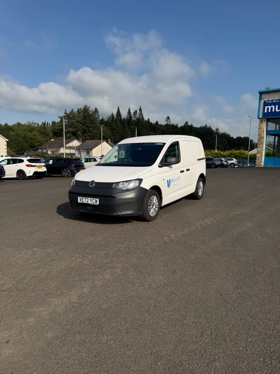 2023 Volkswagen Caddy 2.0 TDI 102PS Commerce Van - Image 4