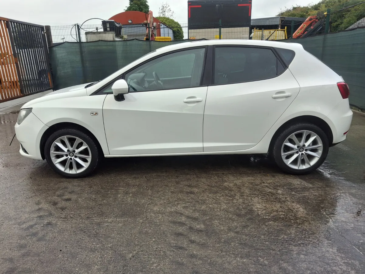 162 Seat Ibiza  1.4 Tdi Very Light Damage - Image 4