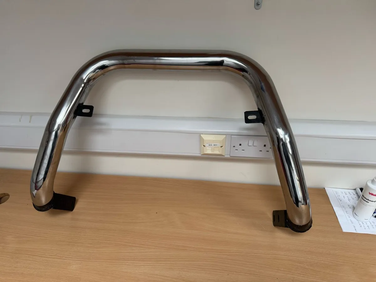 Landcruiser Bull Bar - Image 4
