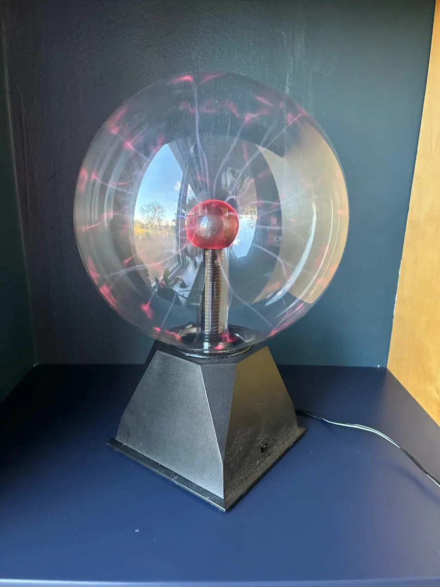 Interactive plasma 8” ball lamp - Image 2