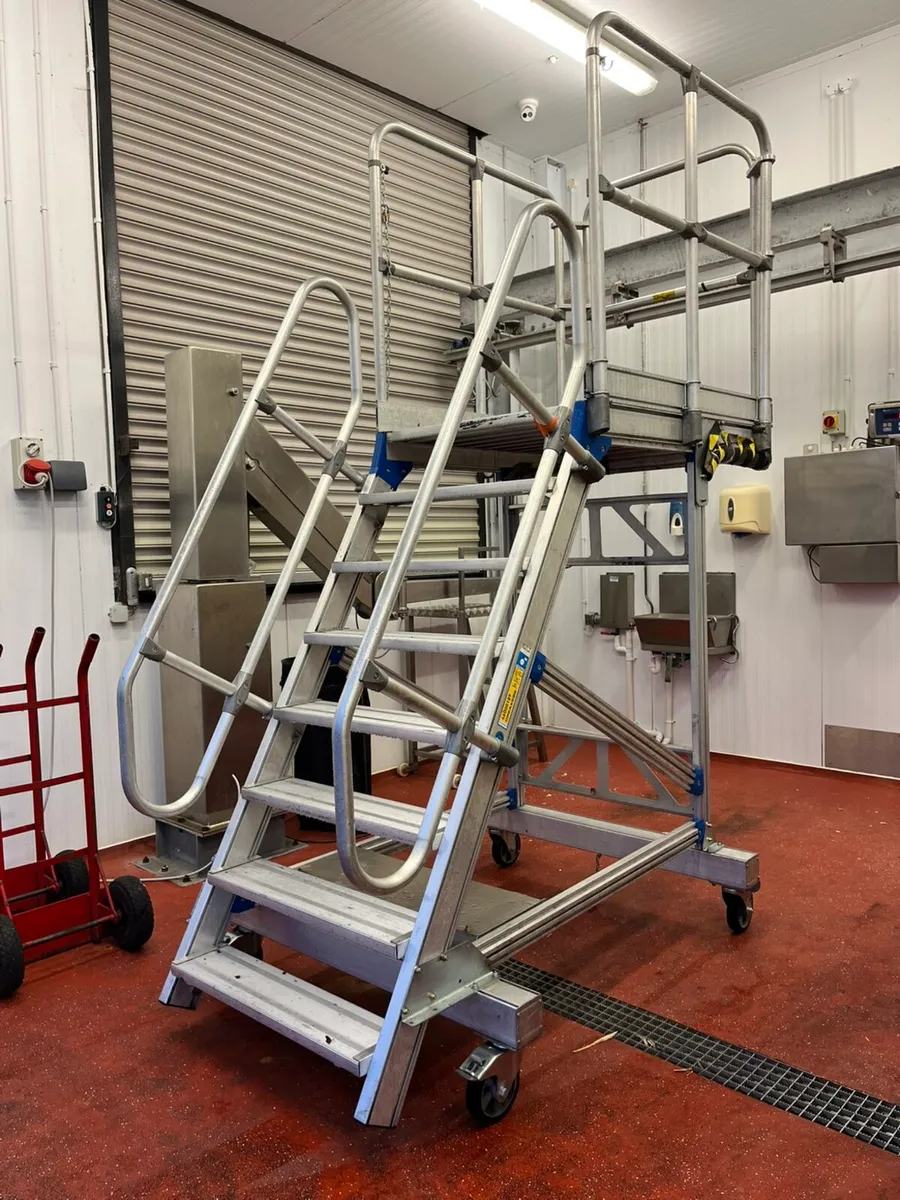 mobile aluminium access platform - Image 2