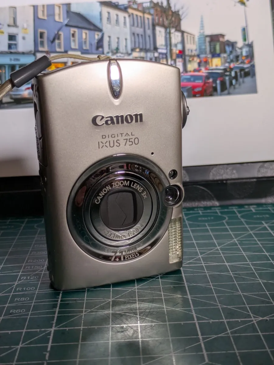 Canon IXUS 750 CCD🌈 sensor compact 📸 Mint! - Image 3