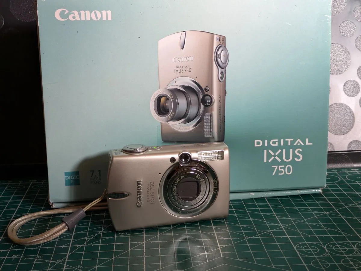Canon IXUS 750 CCD🌈 sensor compact 📸 Mint! - Image 2