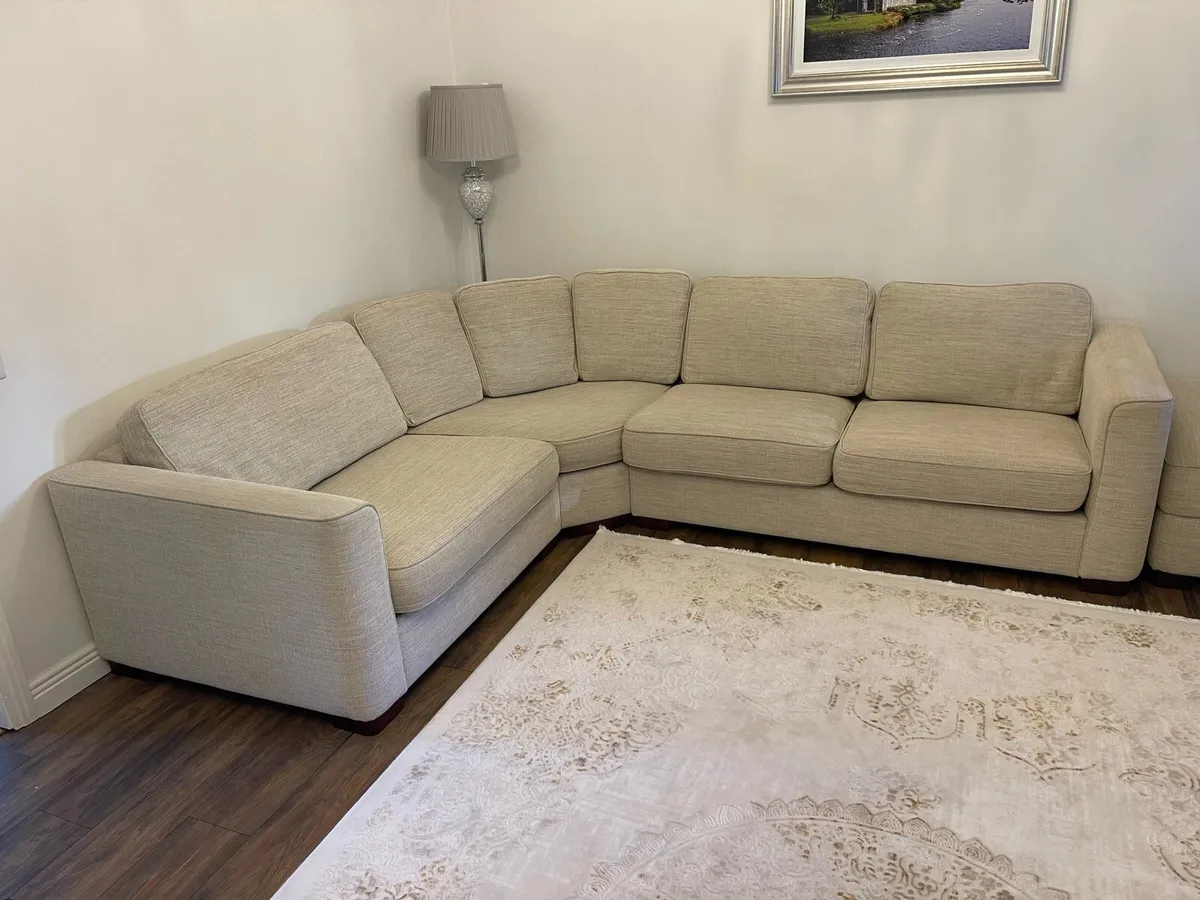 Left Hand Corner Sofa with Matching Footstool - Image 3