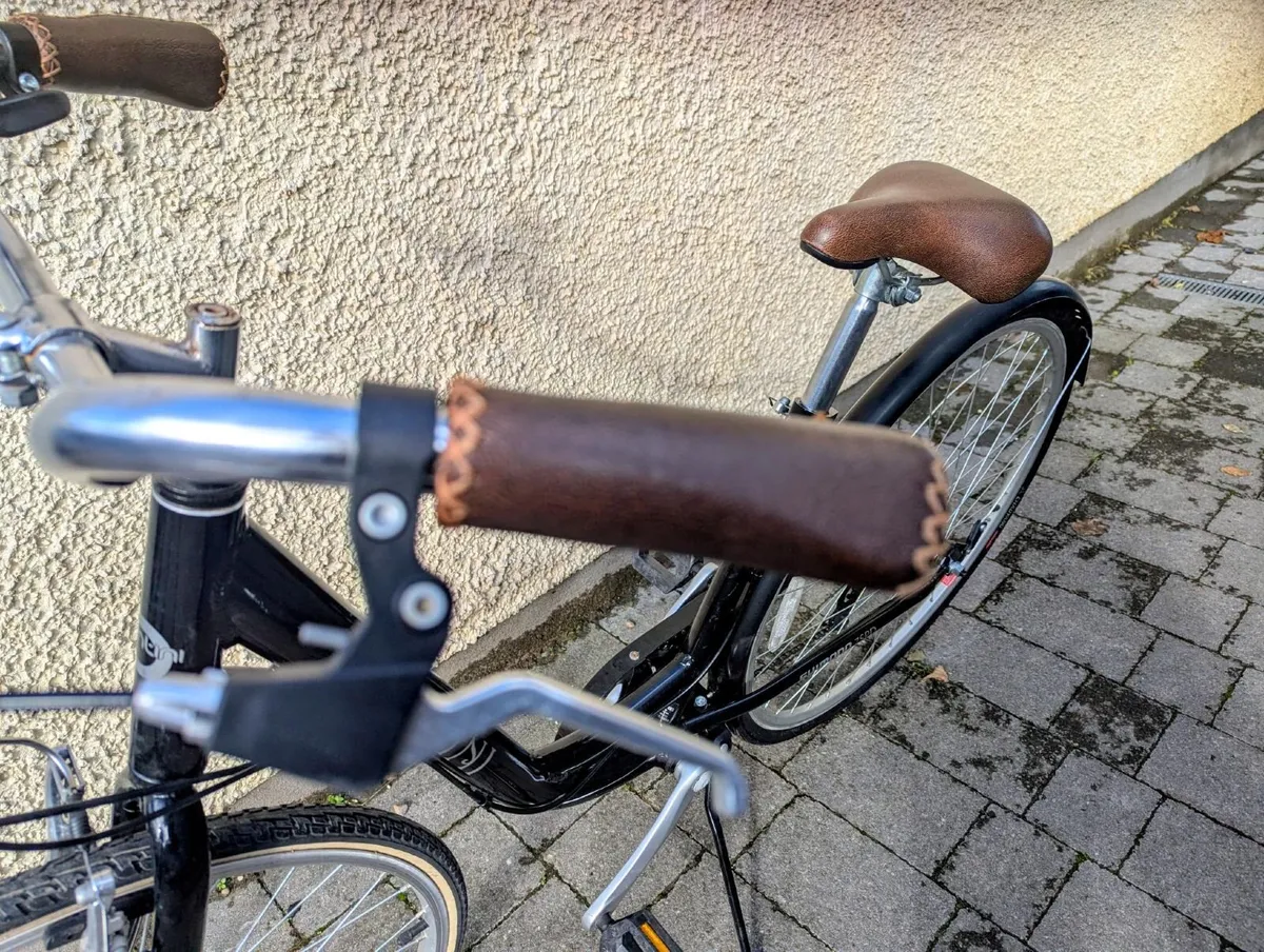 Bentini Ladies City Bike - Image 3