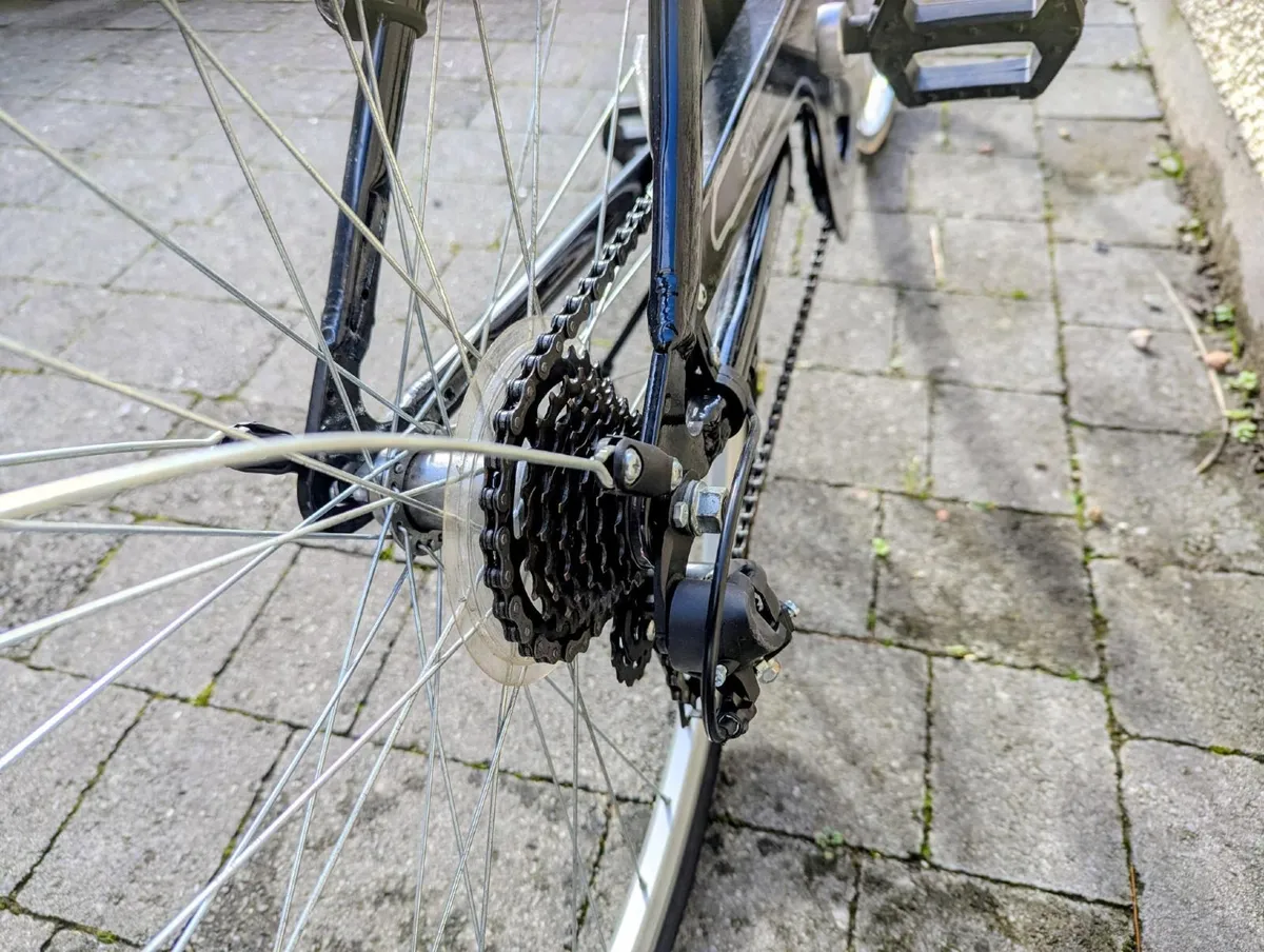 Bentini Ladies City Bike - Image 2