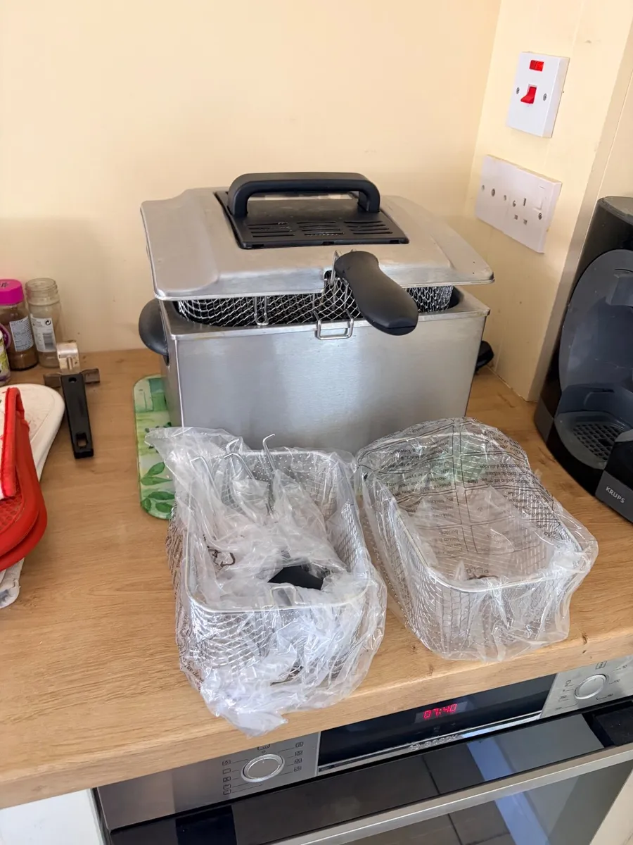 Deep fat fryer
