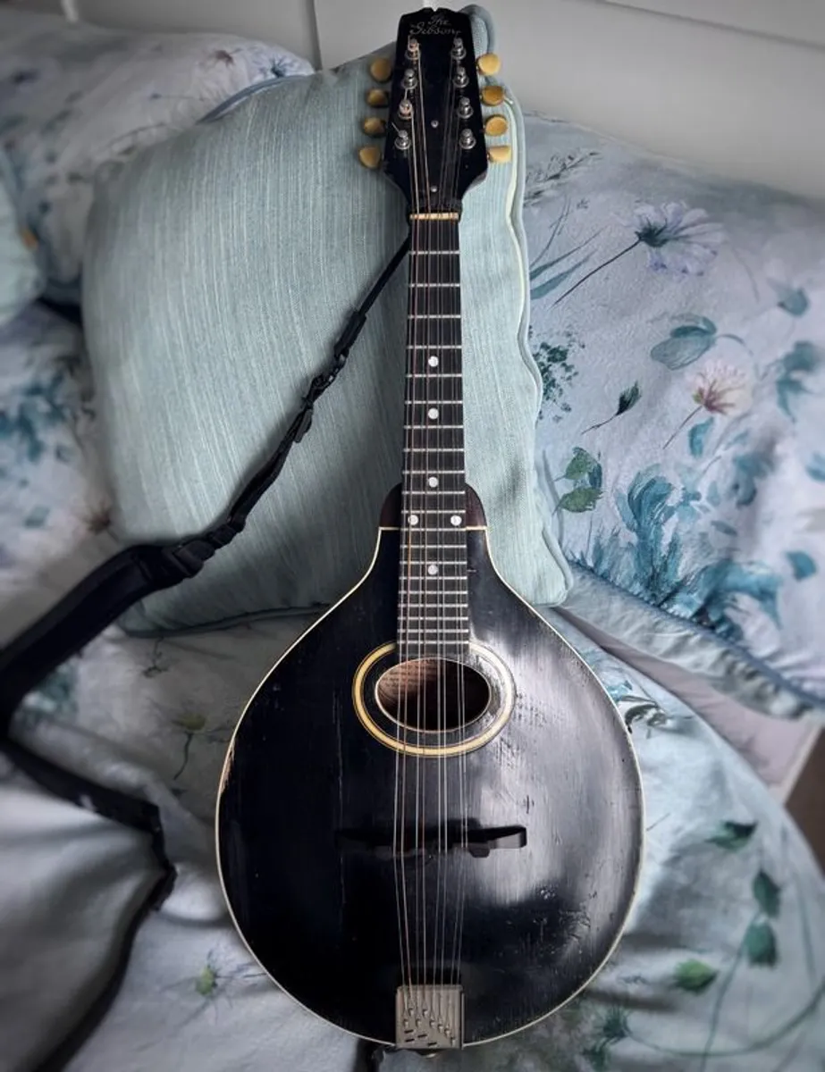 1920s Gibson "Snakehead" A-Style Mandolin (Blacktop) w/ Original Hard Case - Image 1