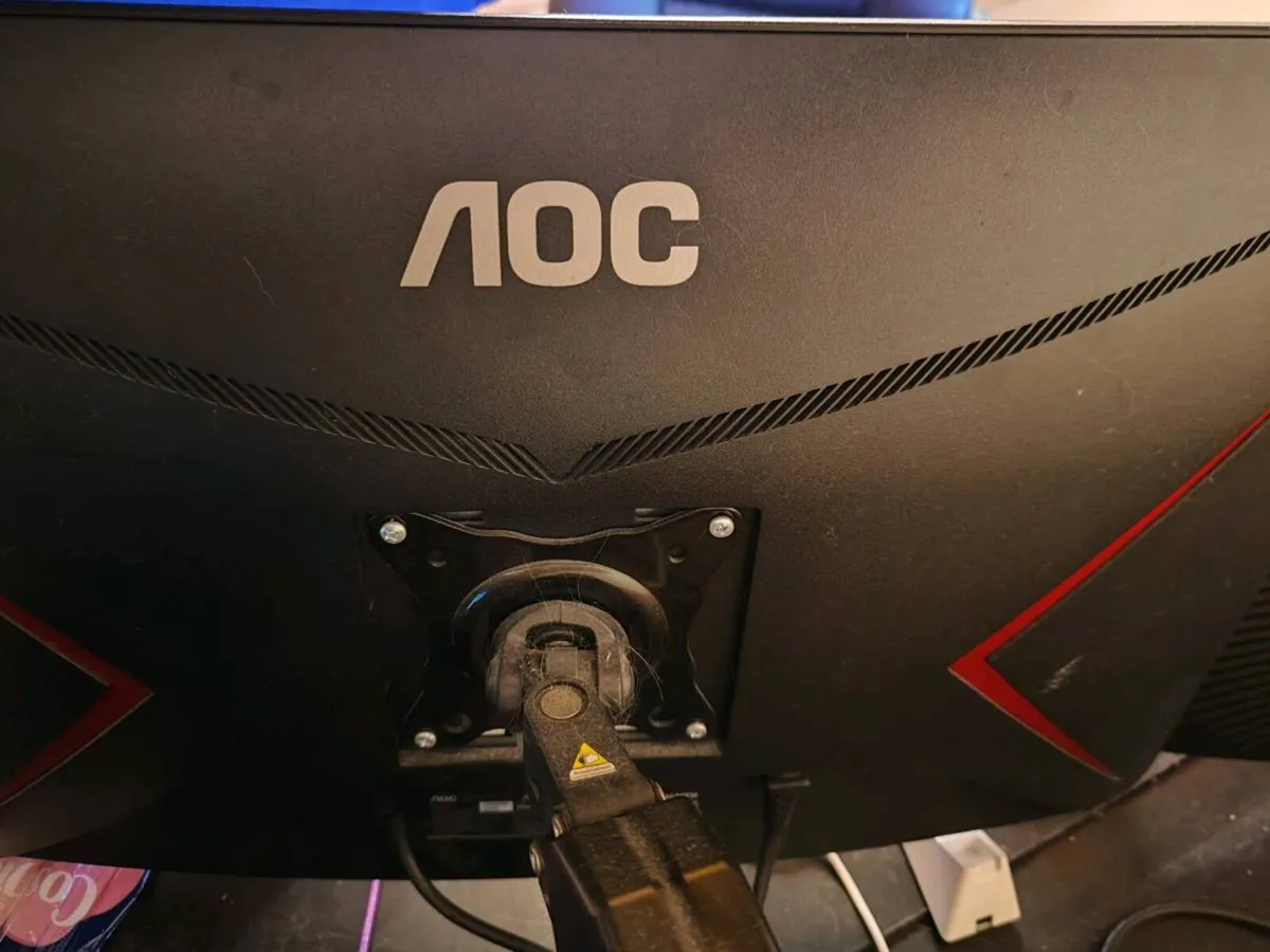 AOC Curved Gaming Monitor 165hz - Image 3