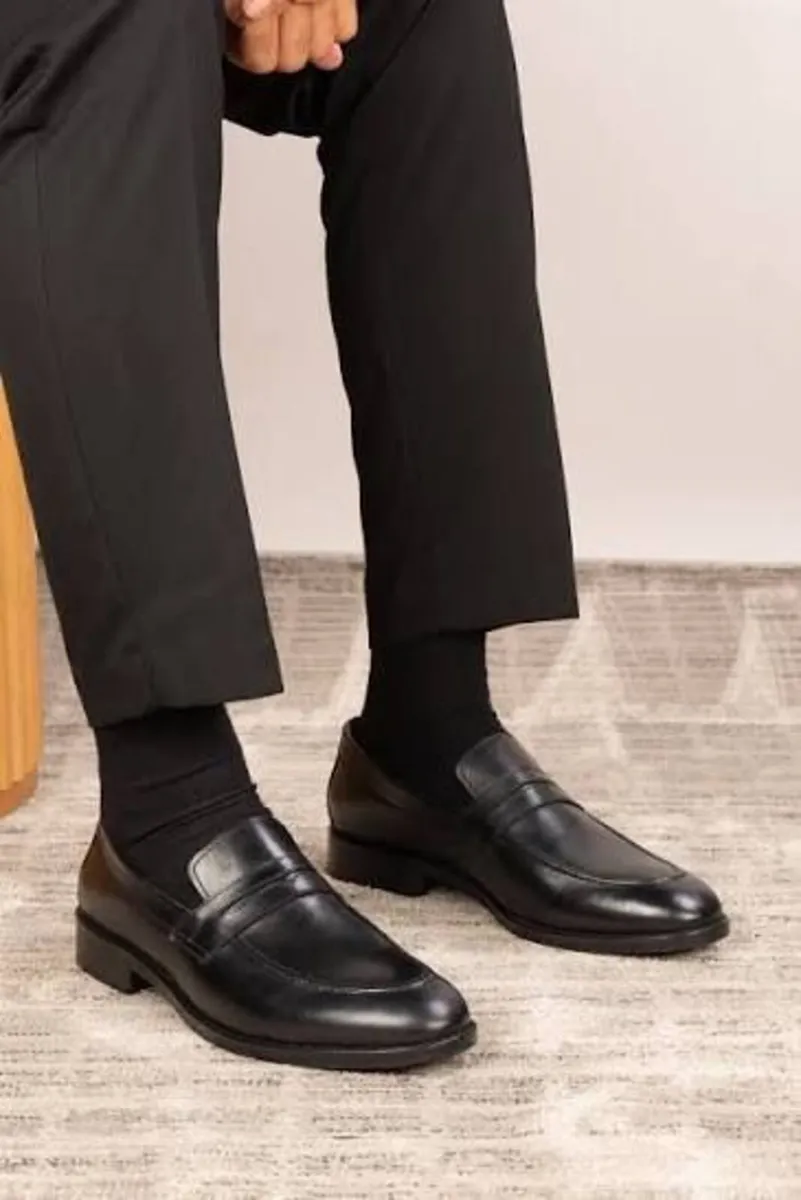 Mens Original Genuine Black Leather Loafer Shoes - Image 2