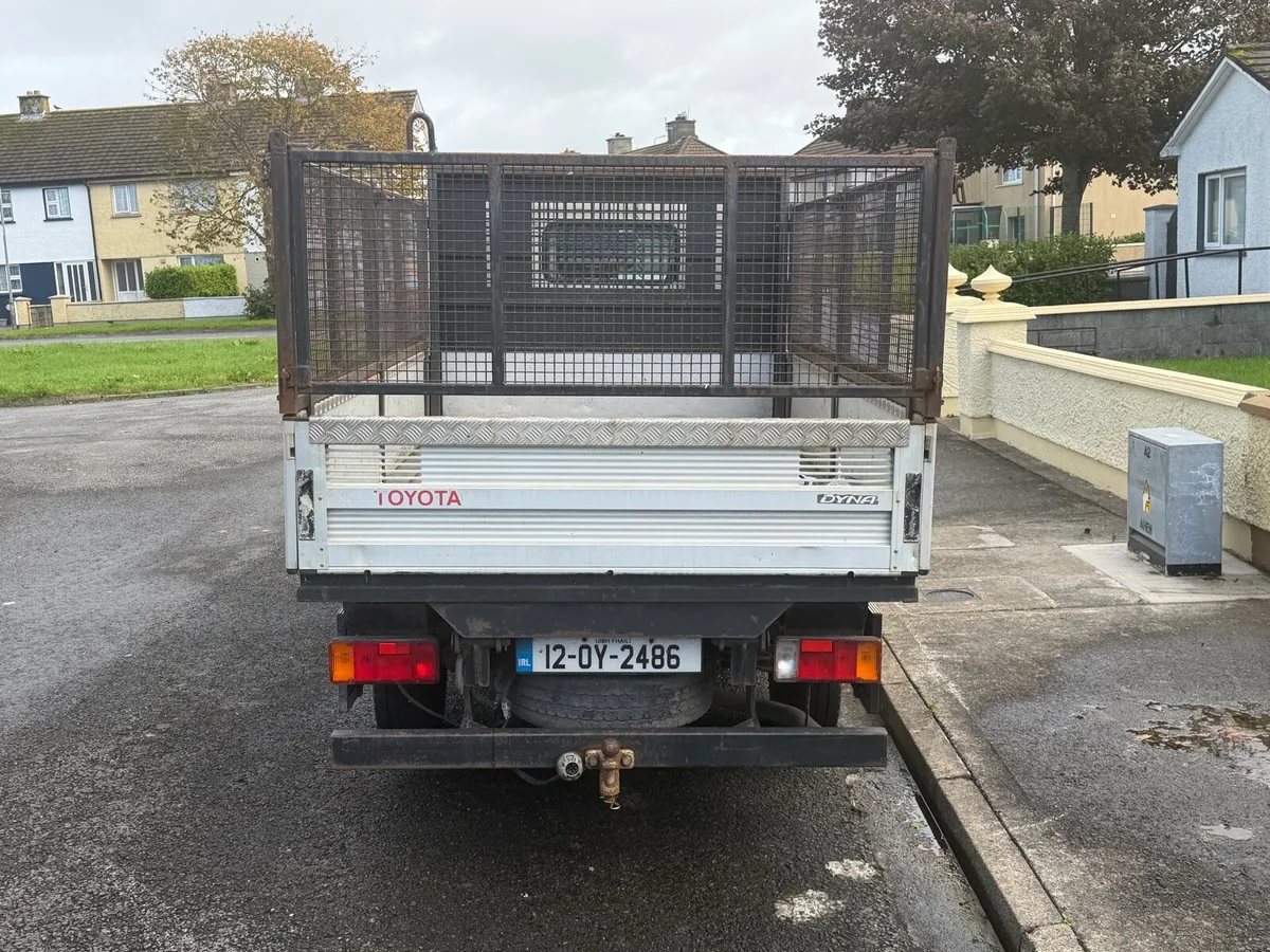 Toyota Dyna Pick Up - Image 4