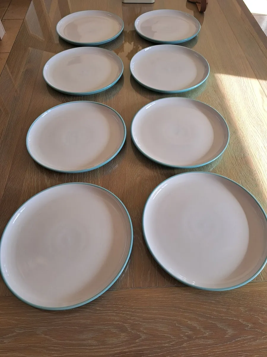 Set of Eight Dinner Plates White & Duck Egg - Image 2