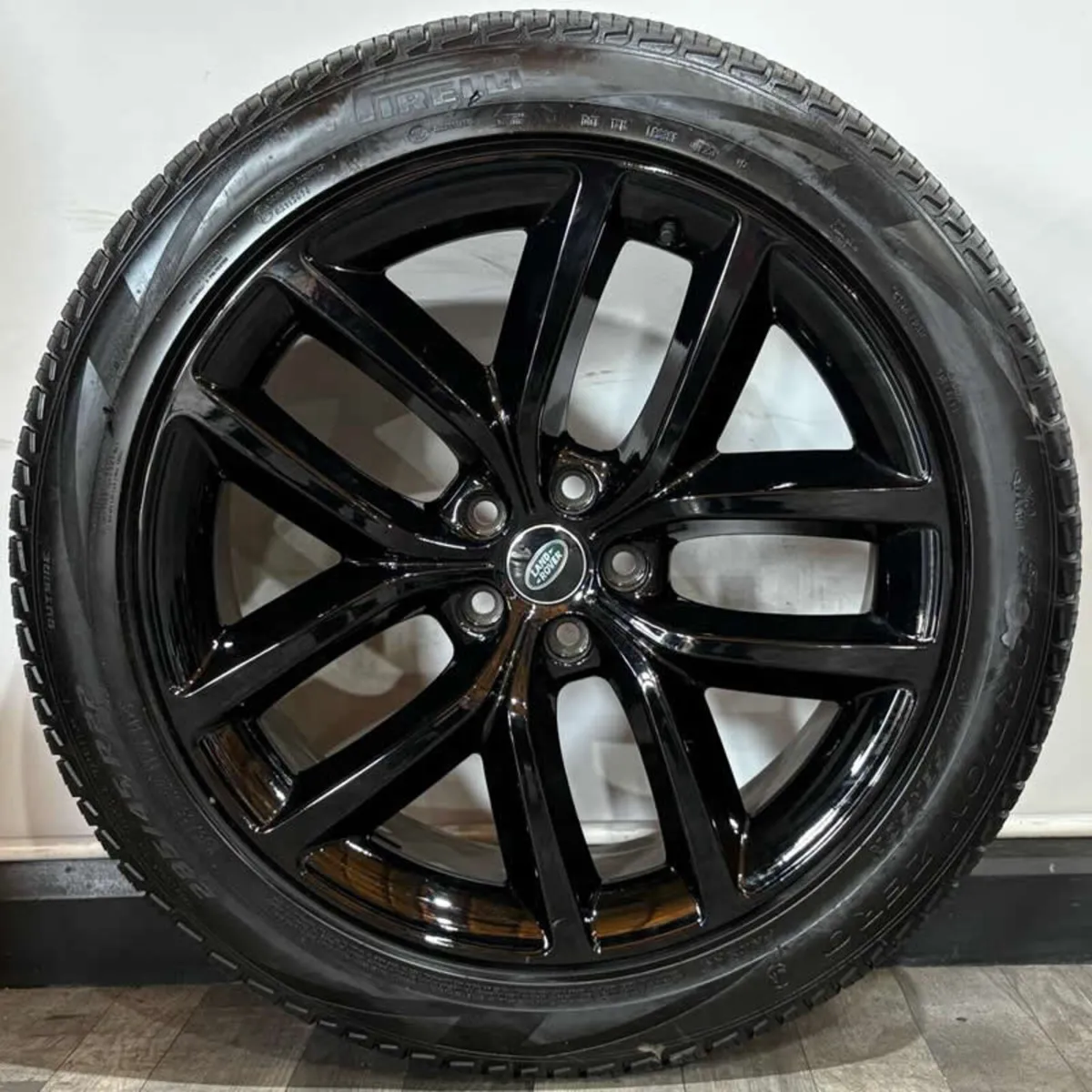22" Genuine RANGE ROVER SPORT Style 5127 πRELLIS - Image 2