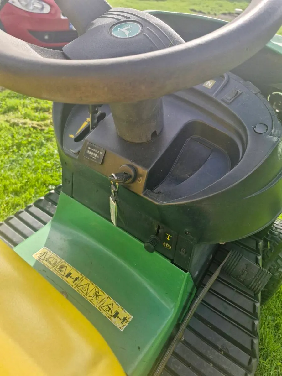 John Deere Lr175 ride on mower Delivery available - Image 2