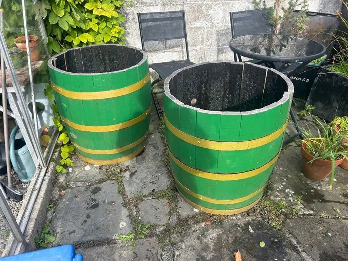 Whiskey barrel planter