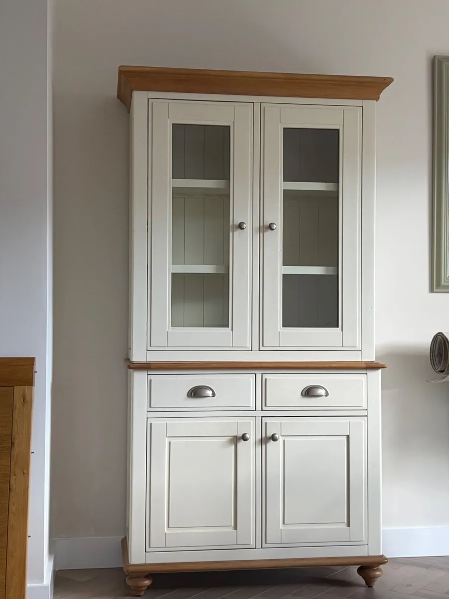 Glass Cabinet Unit - Image 3