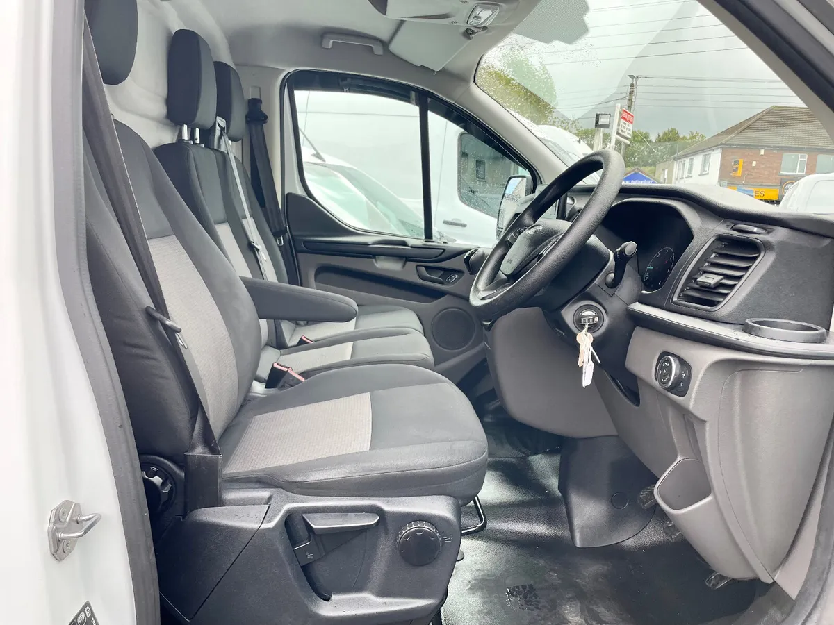 Ford Transit Custom 300L2 2.0TDCI 130PS LWB,2023 - Image 4