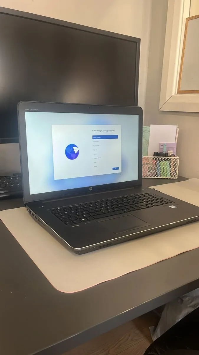 HP ZBook 17 G4 – 32GB RAM, 512GB SSD, NVIDIA - Image 1