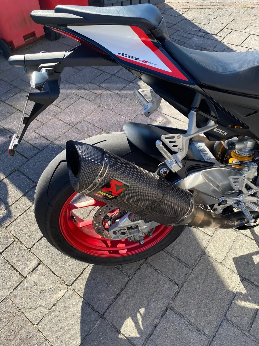 Aprilia rsv4 - Image 2