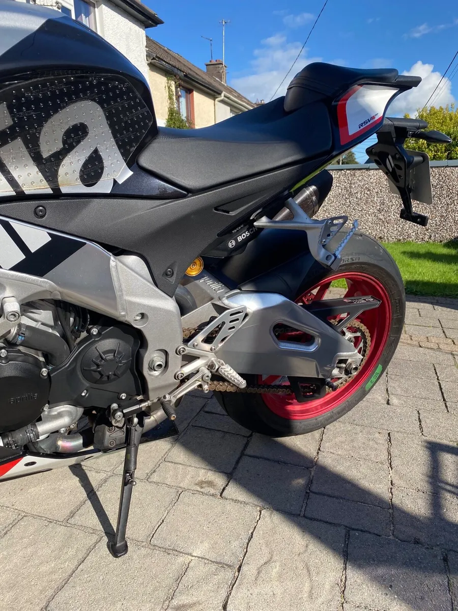 Aprilia rsv4 - Image 4
