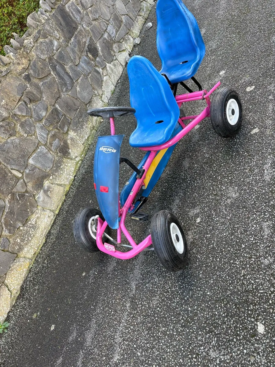 Berg Roxy go cart with 2 seats - Image 4