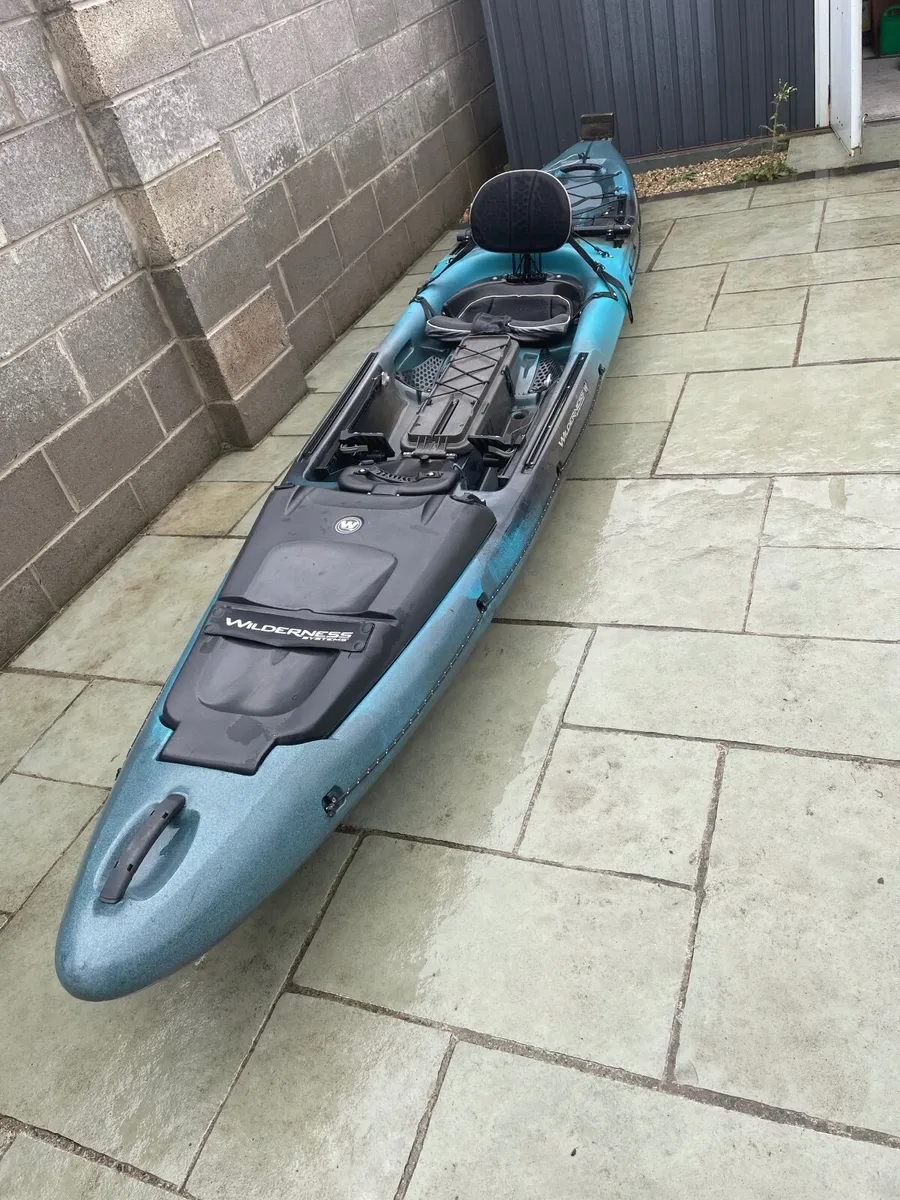Wilderness System Thresher 140 fishing kayak -set - Image 3