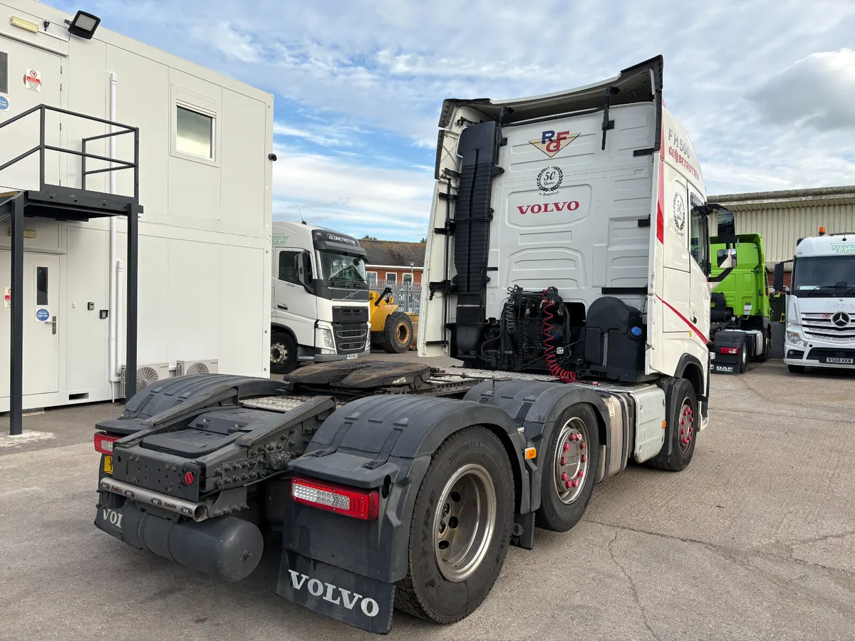 2017 VOLVO FH500 TRACTOR - Image 4