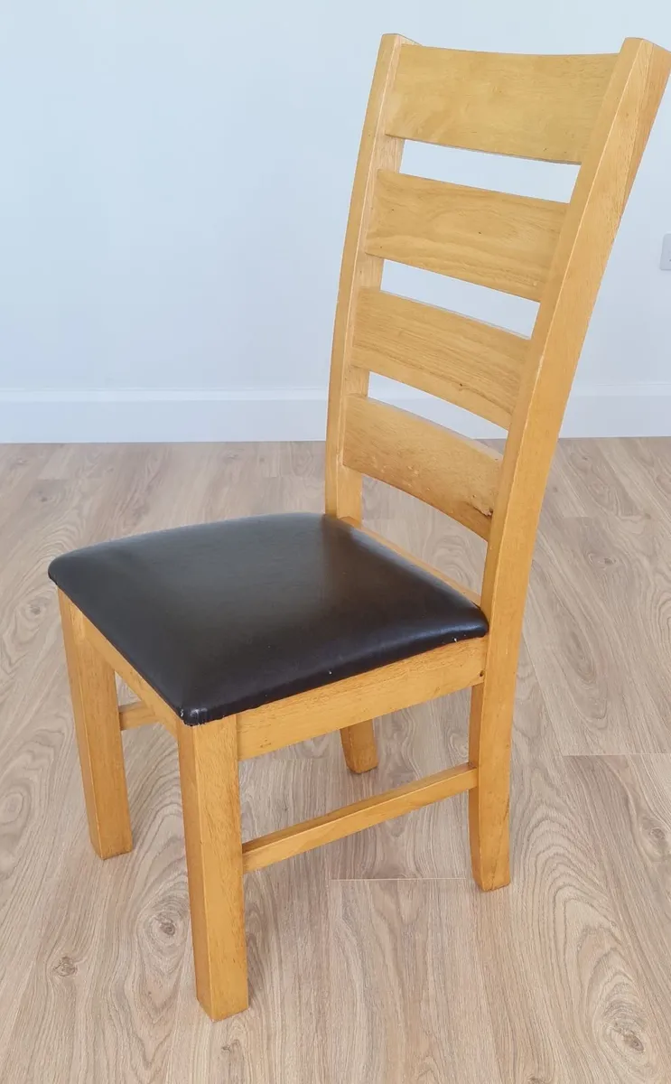 Table and 6 chairs - Image 3