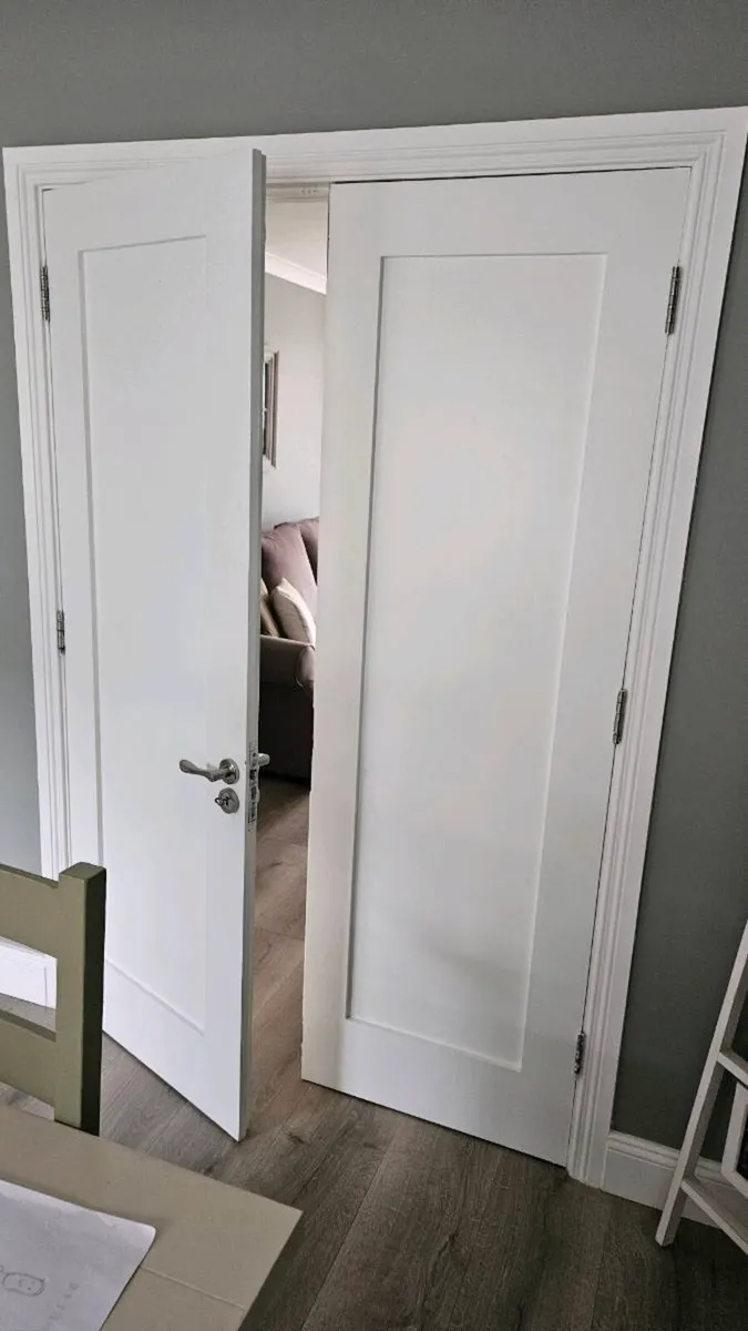 Internal doors - Image 2