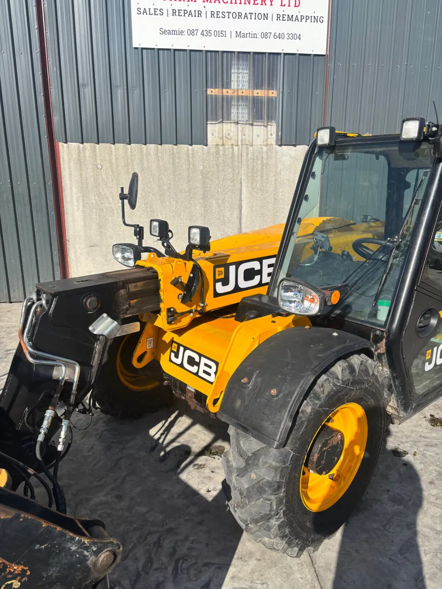 JCB 525-60 AGRI PLUS - Image 3