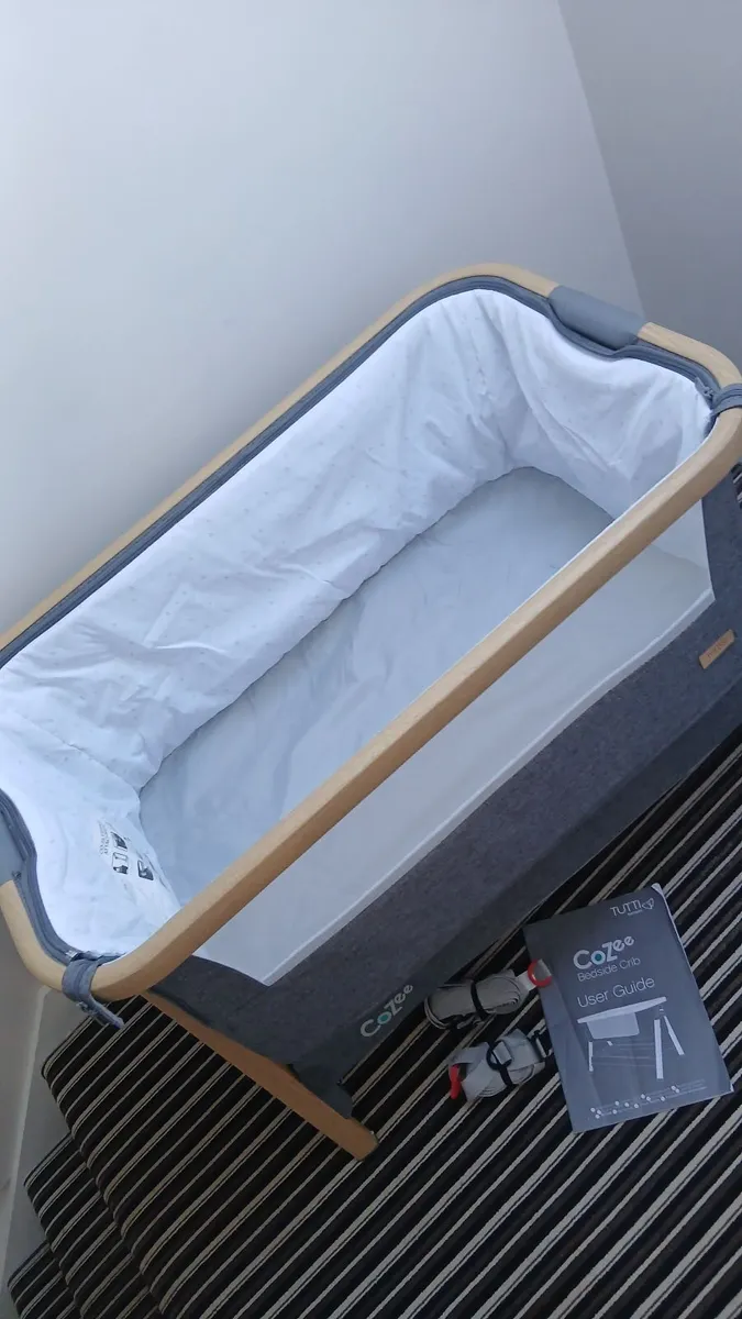 Tutti Bambini Cozee Bedside Crib/Cot - Image 1