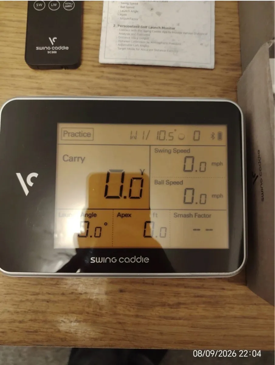 Swing caddie SC-300 launch monitor - Image 2
