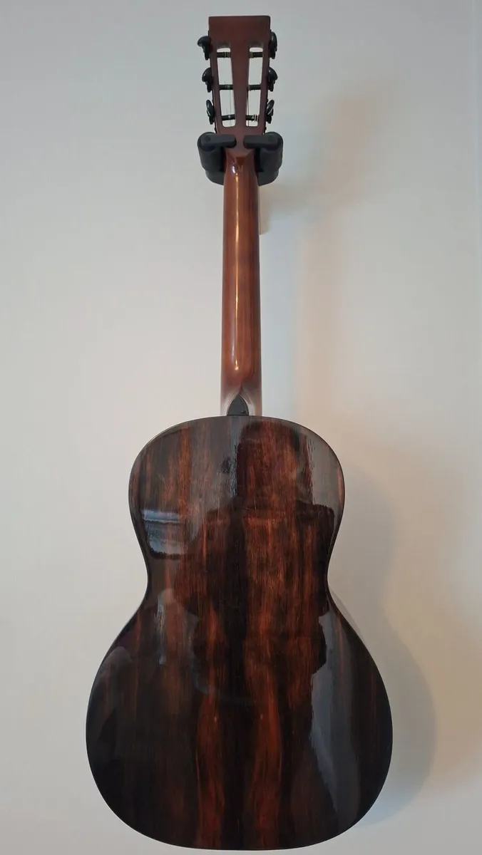 3/4 Guitar - Image 2