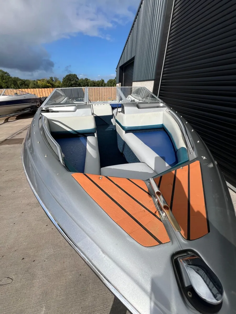 1994 Bayliner 1850 Bowrider - Image 4