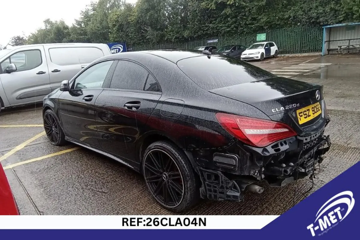 2017 MERCEDES CLA-CLASS BREAKING FOR PARTS - Image 4