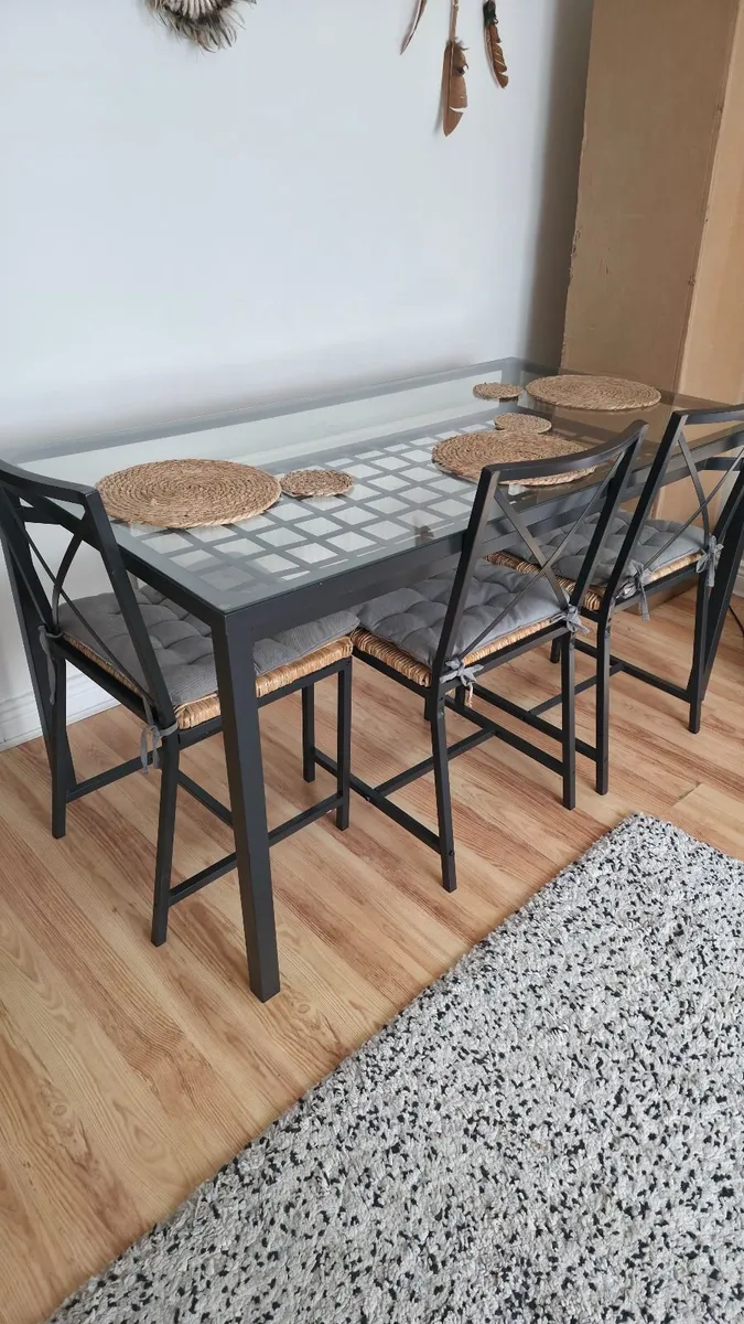 Dining table and chairs - Image 4