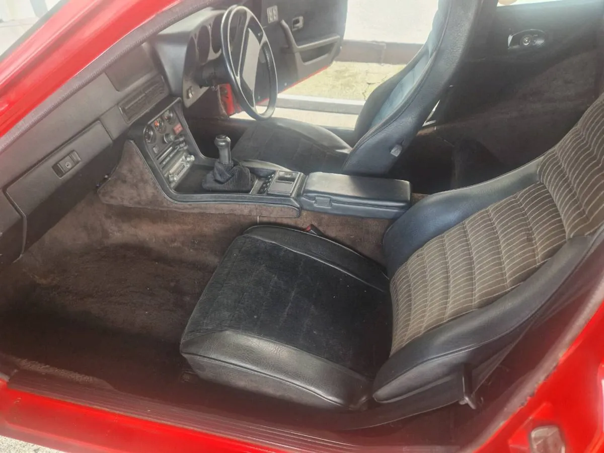 Porsche 924 - Image 2