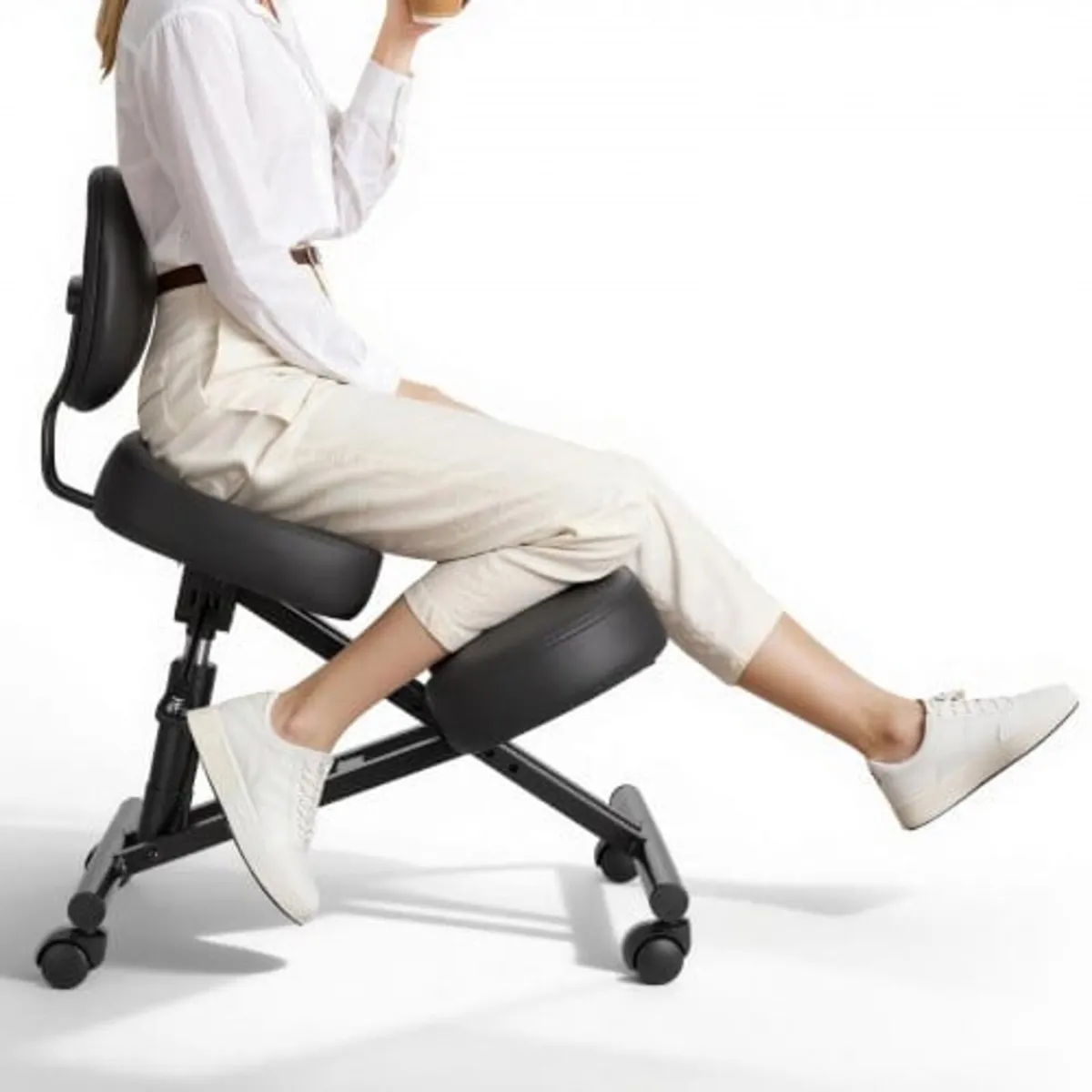 Ergonomic Kneeling Chair with Backrest & Wheels, M - Image 1