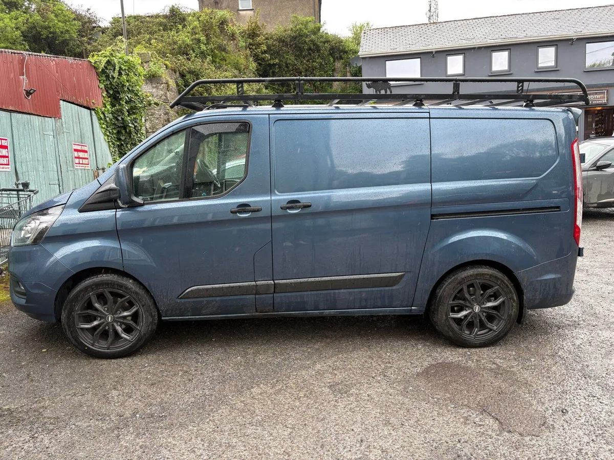 Transit custom - Image 1
