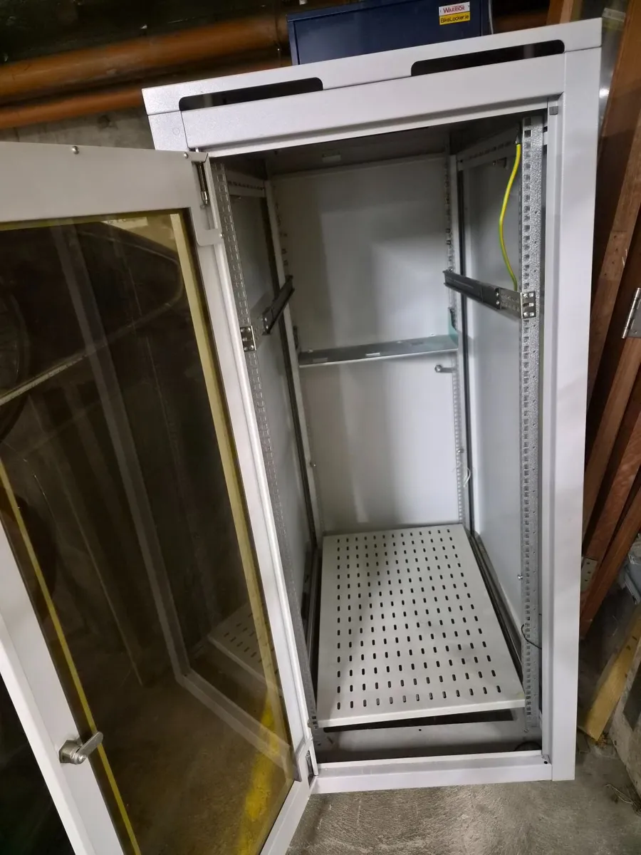 Server Rack Cabinet - Image 1