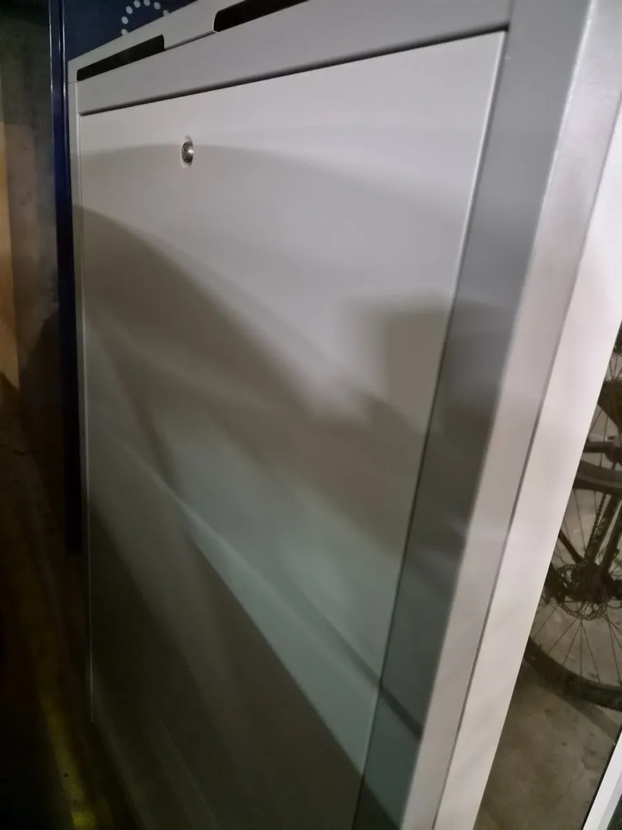 Server Rack Cabinet - Image 3