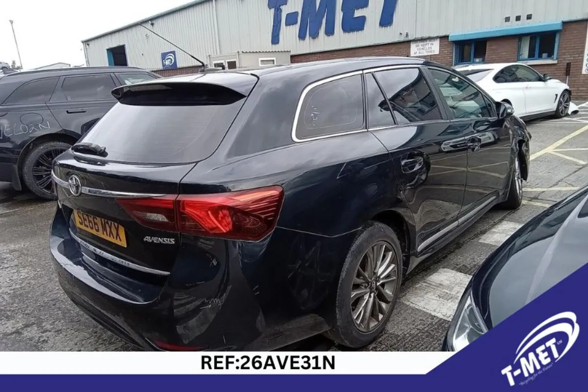 2017 TOYOTA AVENSIS BREAKING FOR PARTS - Image 4