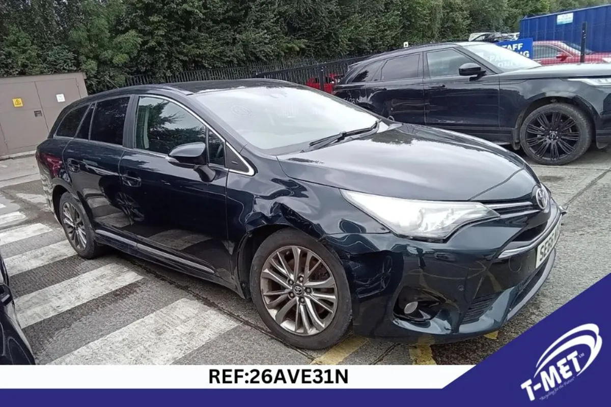 2017 TOYOTA AVENSIS BREAKING FOR PARTS - Image 3