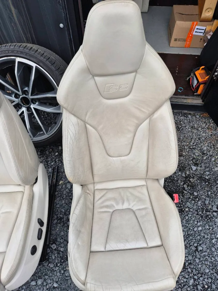 Audi S5 seats - Image 2