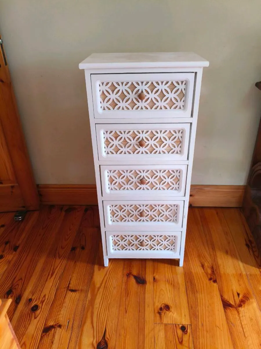 Beautiful like new tall boy, different 40 euro. - Image 2