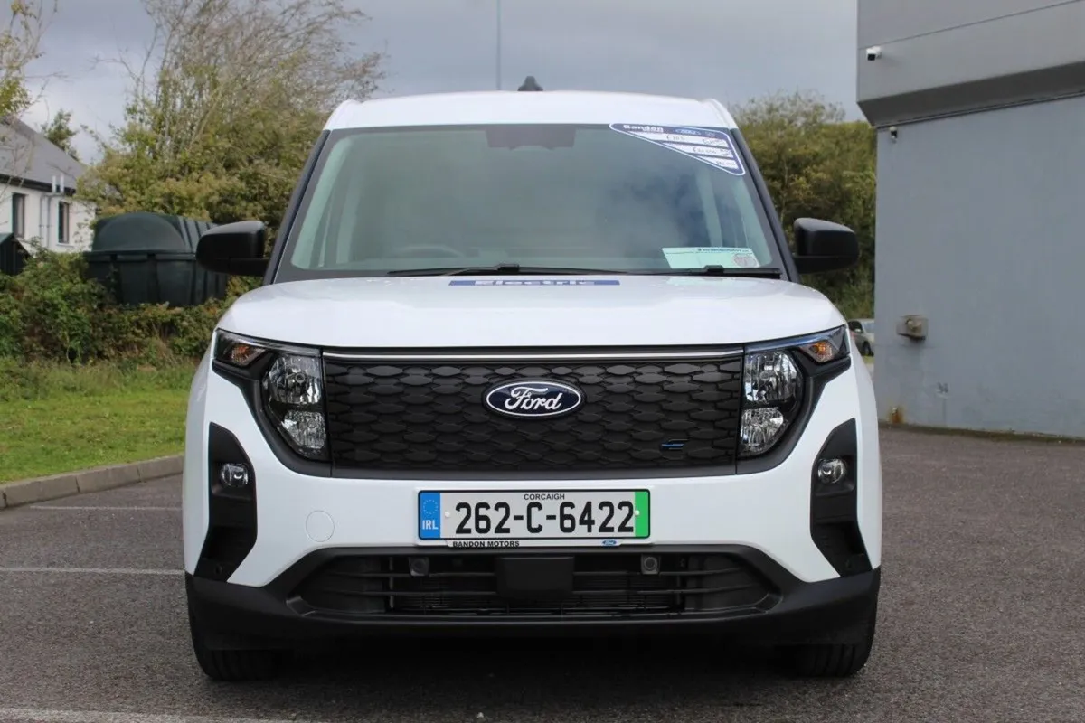 Ford Courier 262 Ford E-Transit Courier Trend 43WH - Image 4