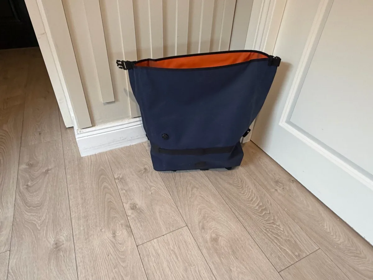 Brompton Borough Waterproof Roll Top 25L - Image 1
